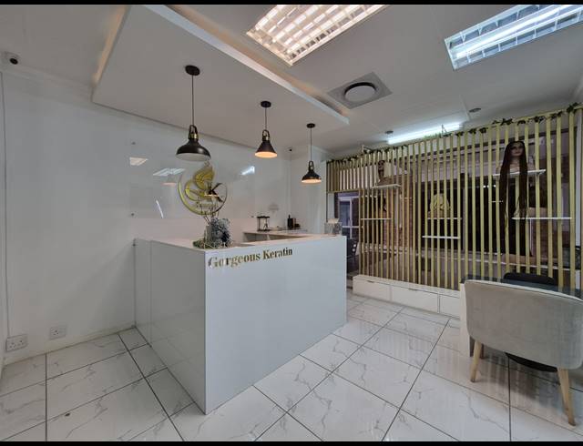 79M² RETAIL TO LET IN SUNNINGHILL